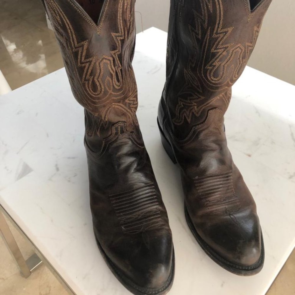COWBOY BOOTS FOR MEN LIKE NEW BY LUCHESSE SIZE 10